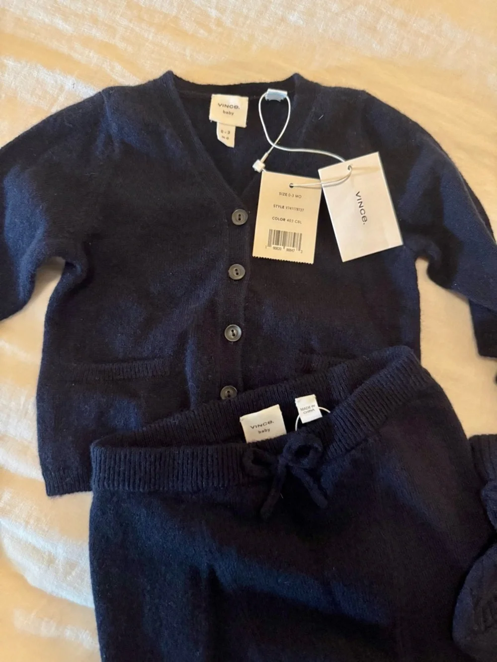 VINCE Cashmere Navy Knit Baby Set with Hat & Booties 0-3 Months